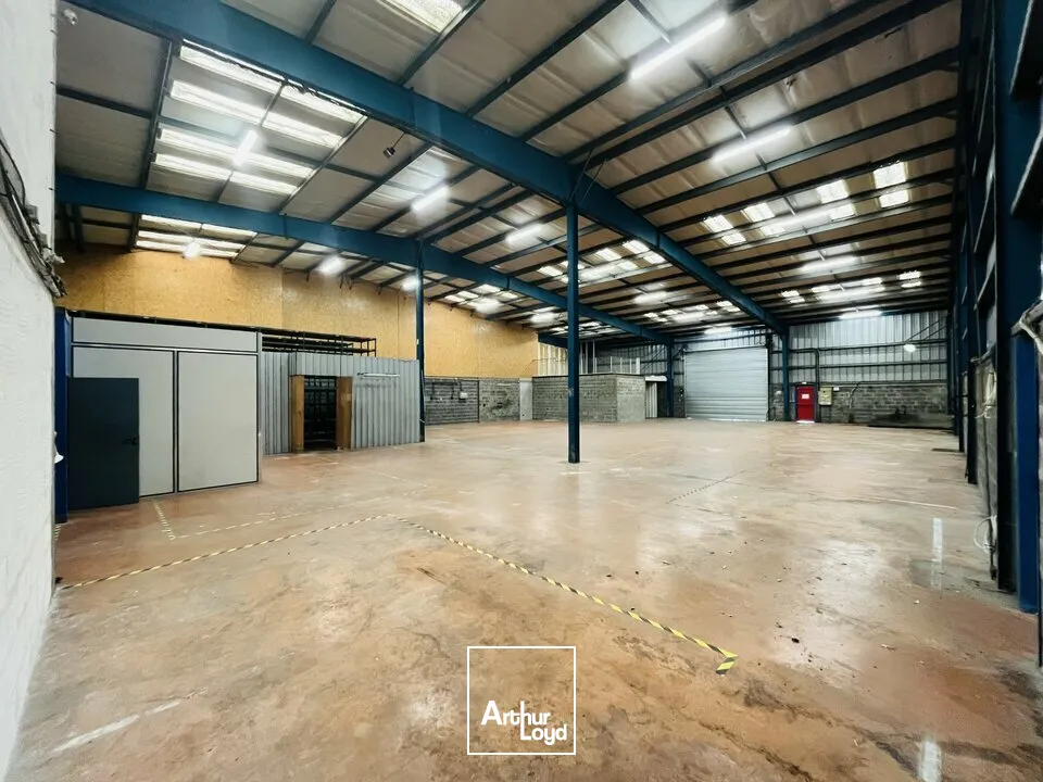 Locaux d'activité & Entrepôts - Location - GONFREVILLE-L'ORCHER - 76700 - 920-920 - 7910986