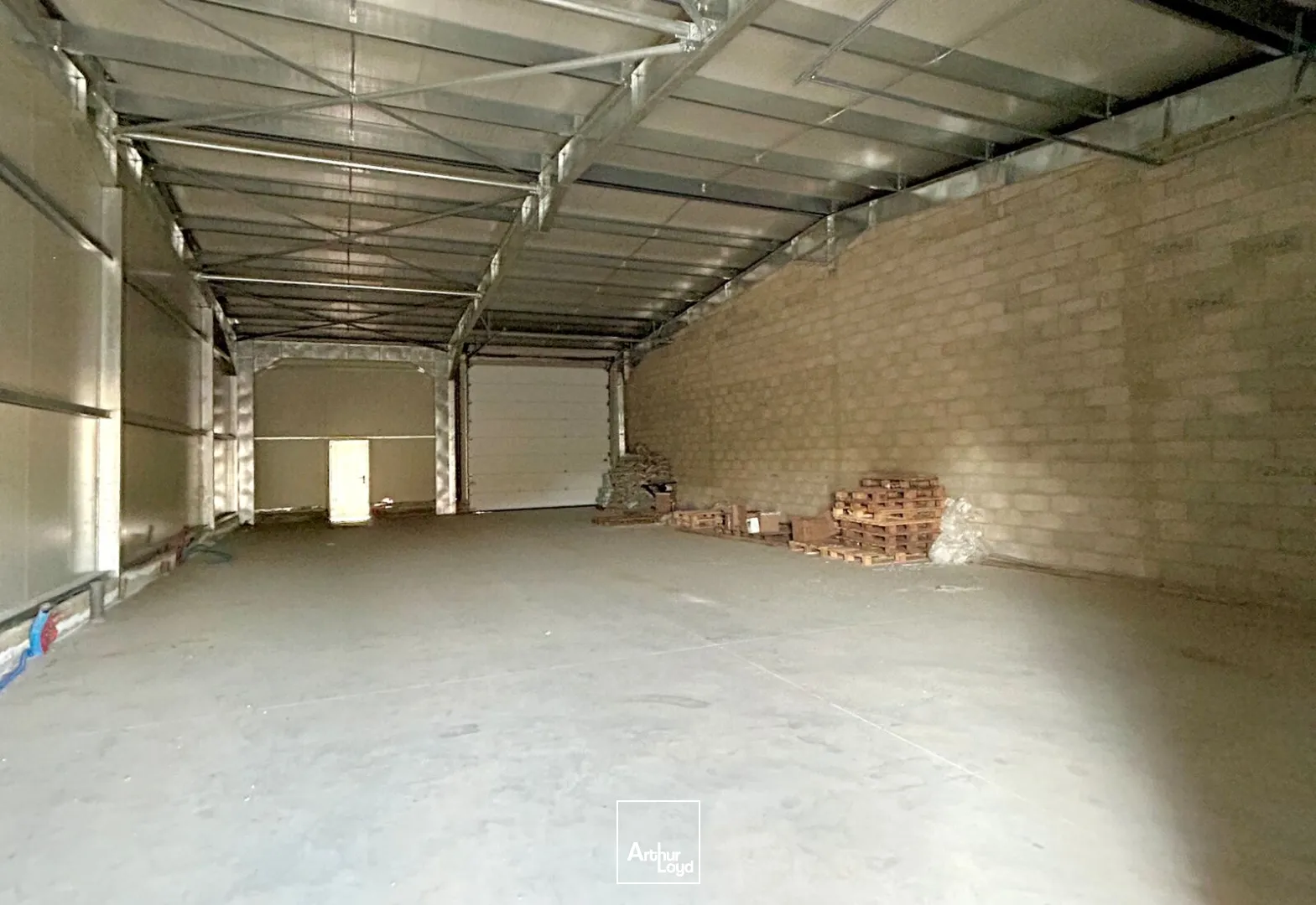 Locaux d'activité & Entrepôts - Location - PERPIGNAN - 66000 - 200-600 - 7911251