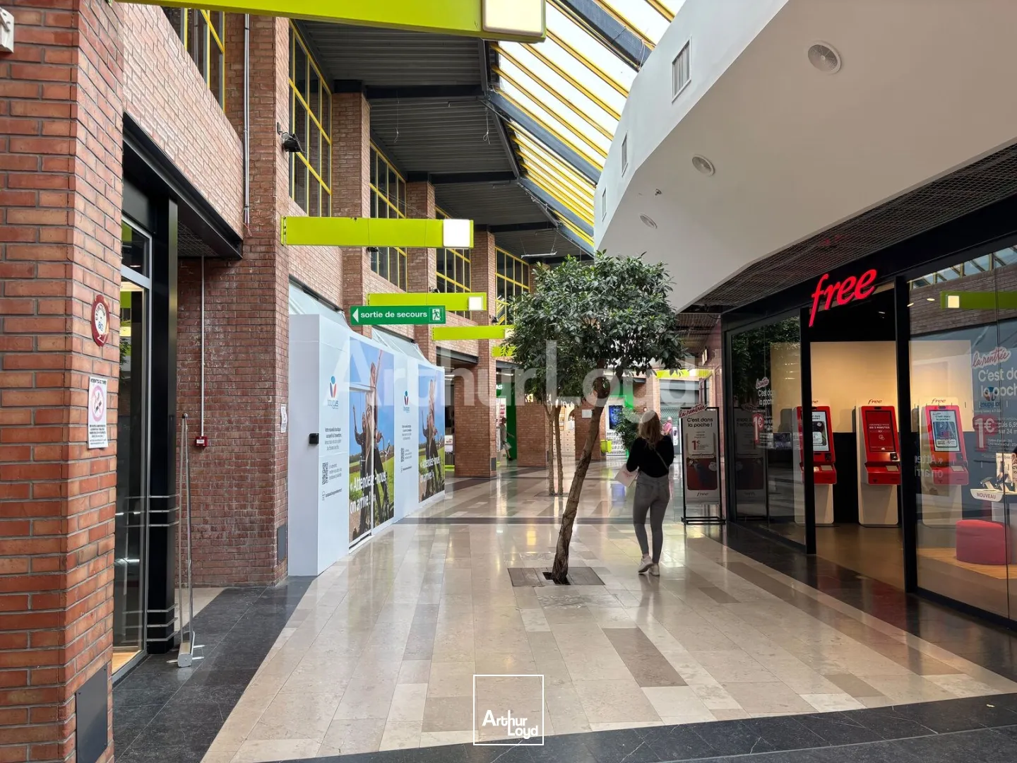 Locaux commerciaux - Location - BETHUNE - 62400 - 143-143 - 7911380