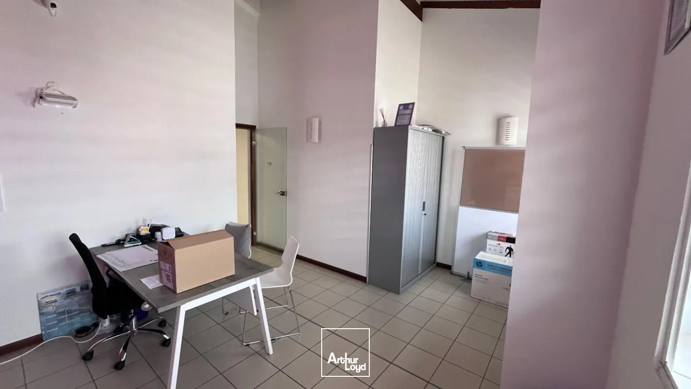 Bureaux - Location - Fort De France - 97200 - 86-86 - 7911677