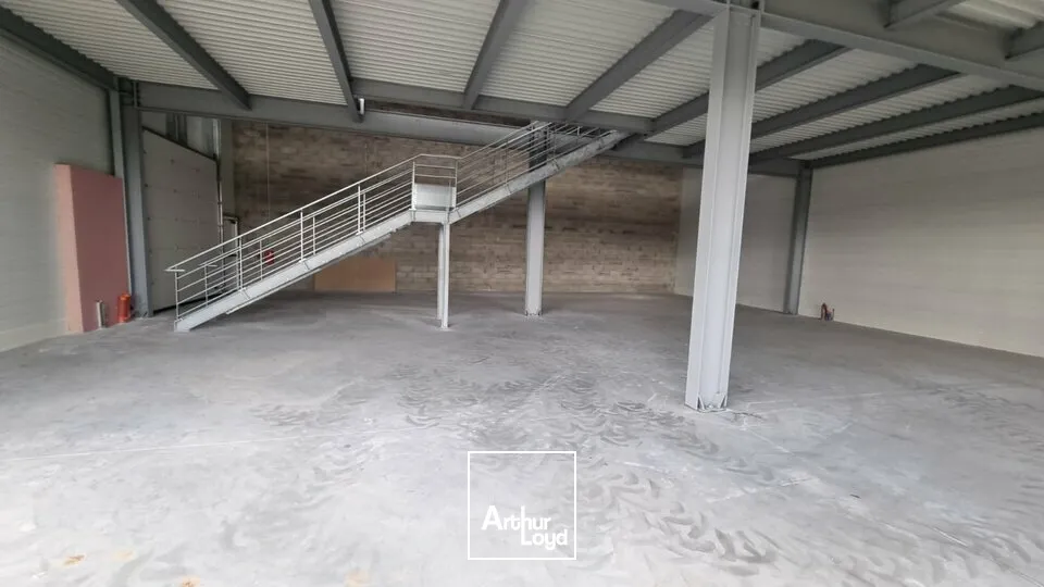 Locaux d'activité & Entrepôts - Location - POITIERS - 86000 - 1464-1464 - 7911794