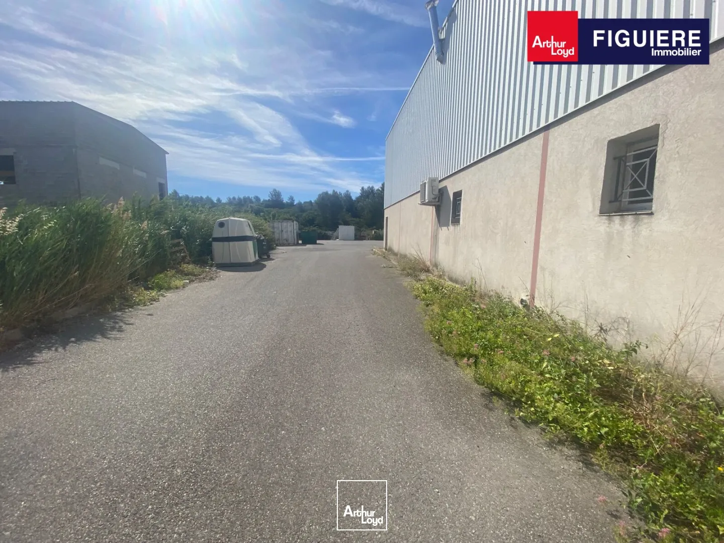 Locaux commerciaux - Location - SAINT MITRE LES REMPARTS - 13920 - 115-115 - 7911897
