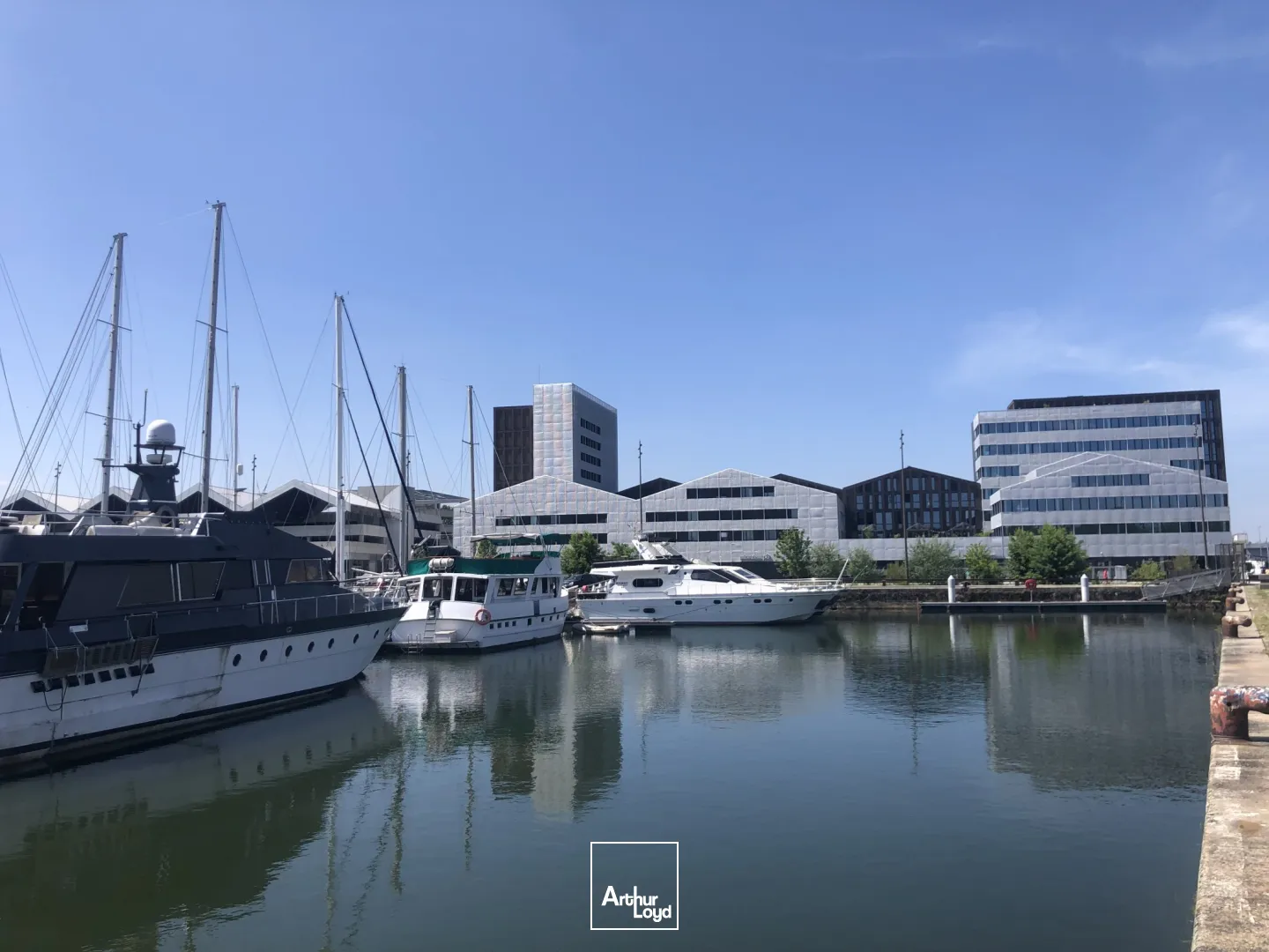 Locaux commerciaux - Location - BORDEAUX - 33300 - 221.2-983.3 - 7911932