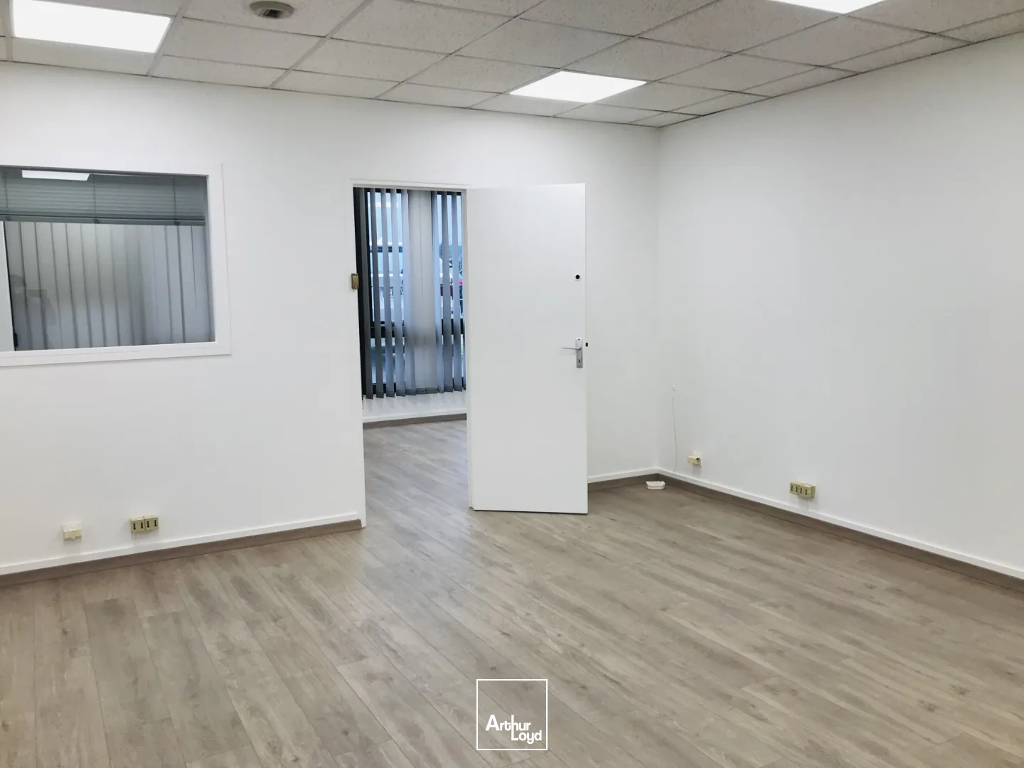 Bureaux - Location - SAINT NAZAIRE - 44600 - 16-77 - 7912128