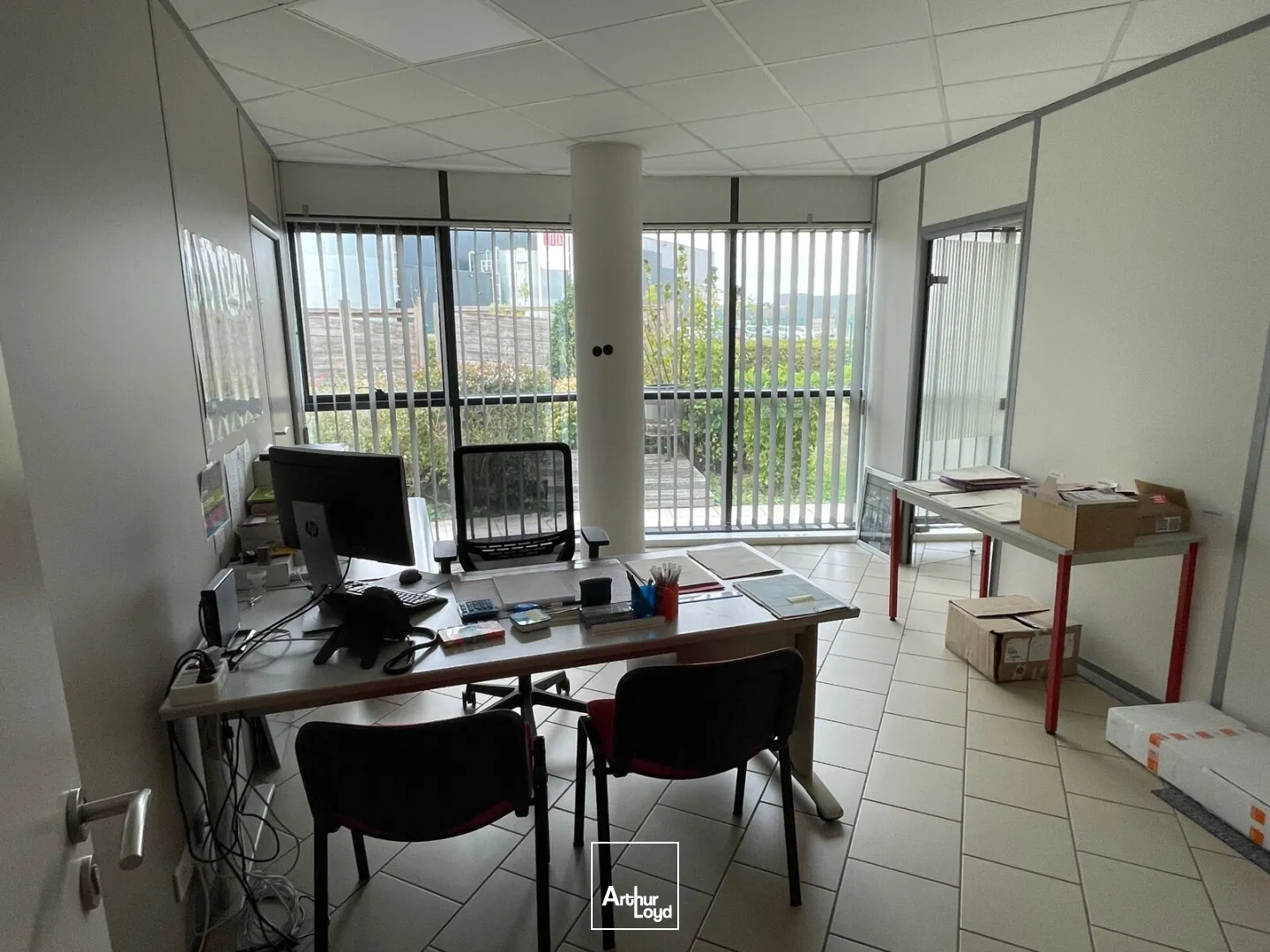 Bureaux - Location - SAINT AUBIN SUR GAILLON - 27600 - 135-135 - 7912160