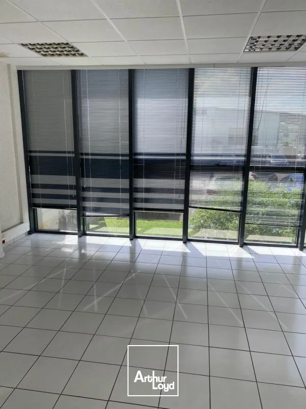 Bureaux - Location - Le Lamentin - 97232 - 203-203 - 7912550