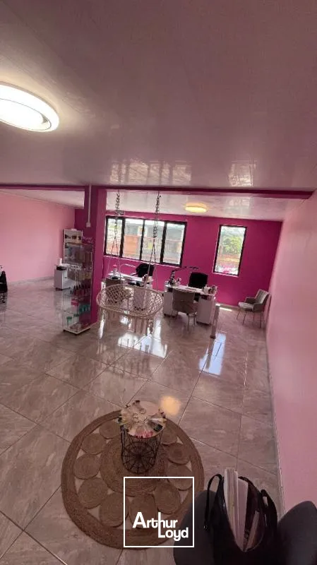 Locaux commerciaux - Location - Fort De France - 97200 - 55-55 - 7912544