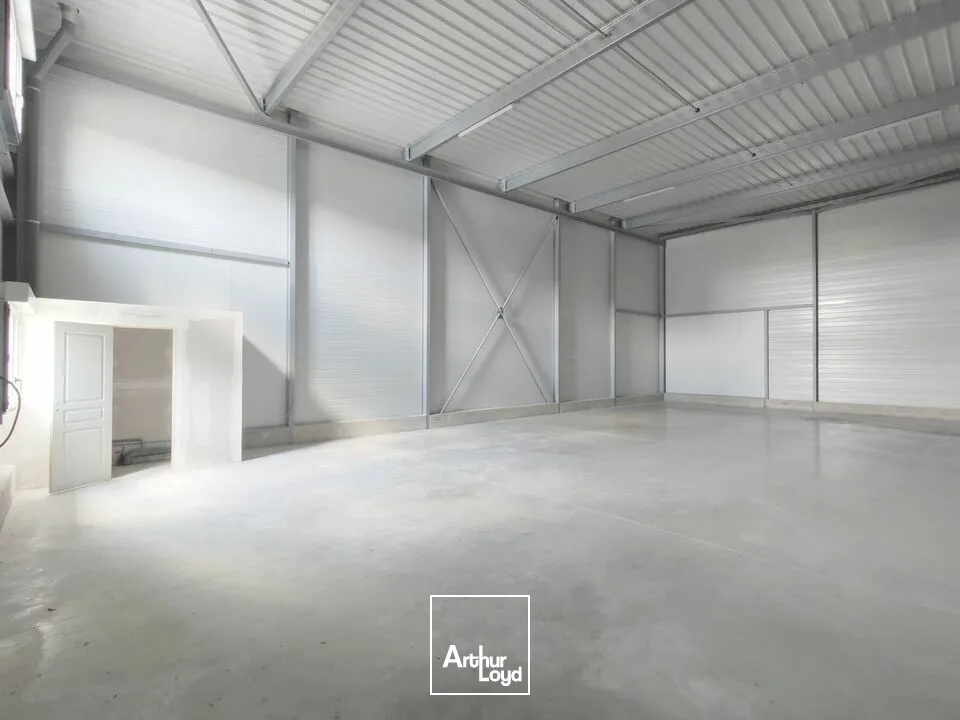 Locaux d'activité & Entrepôts - Location - CERNAY LES REIMS - 51420 - 200-200 - 7912651