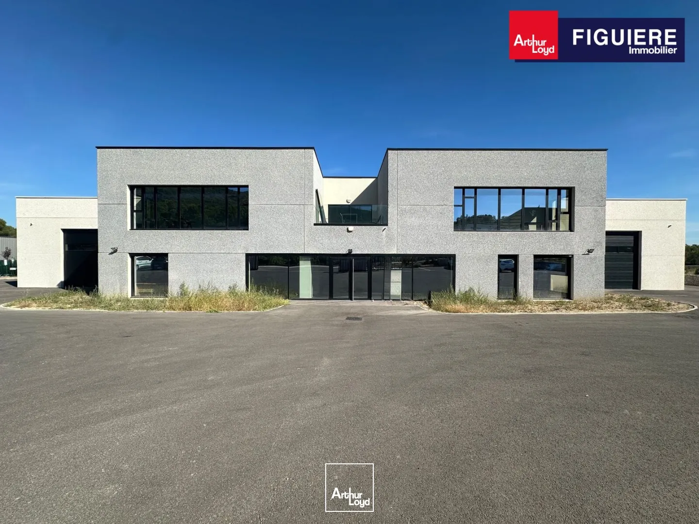 Locaux d'activité & Entrepôts - Location - SAINT ESTEVE JANSON - 13610 - 775-1550 - 7912675