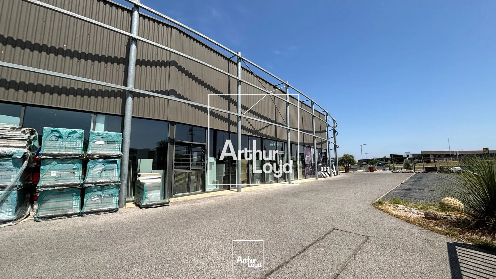Locaux d'activité & Entrepôts - Location - FABREGUES - 34690 - 160-773 - 7912720