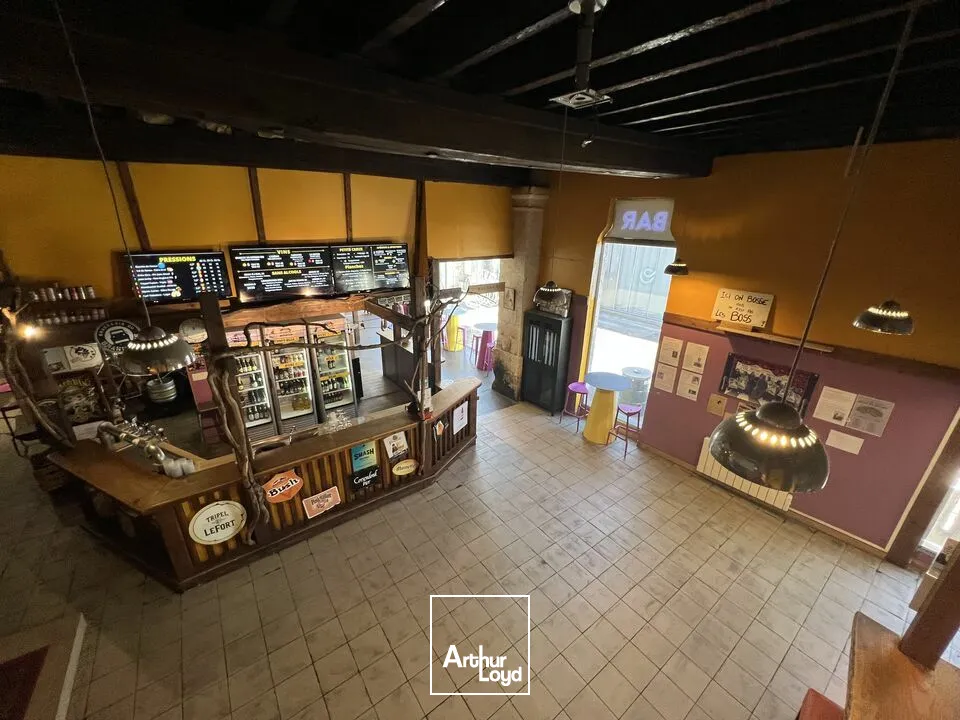 Locaux commerciaux - Location - ANGOULEME - 16000 - 567-567 - 7912929