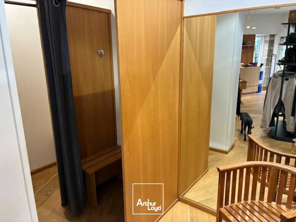 Locaux commerciaux - Location - VICHY - 03200 - 180-180 - 7912960