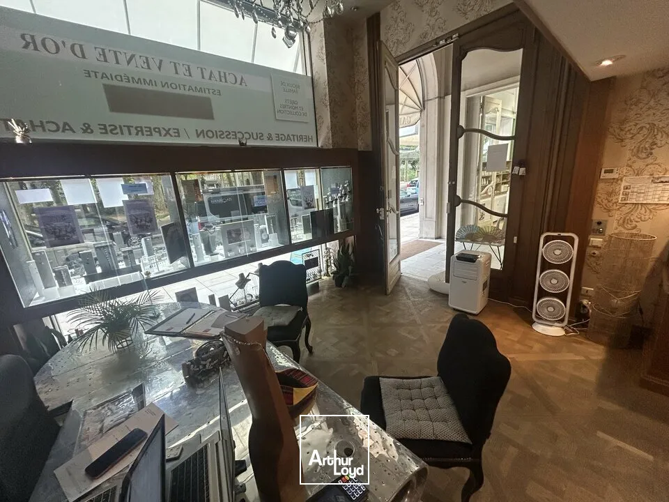 Locaux commerciaux - Location - VICHY - 03200 - 52.01-52.01 - 7912964