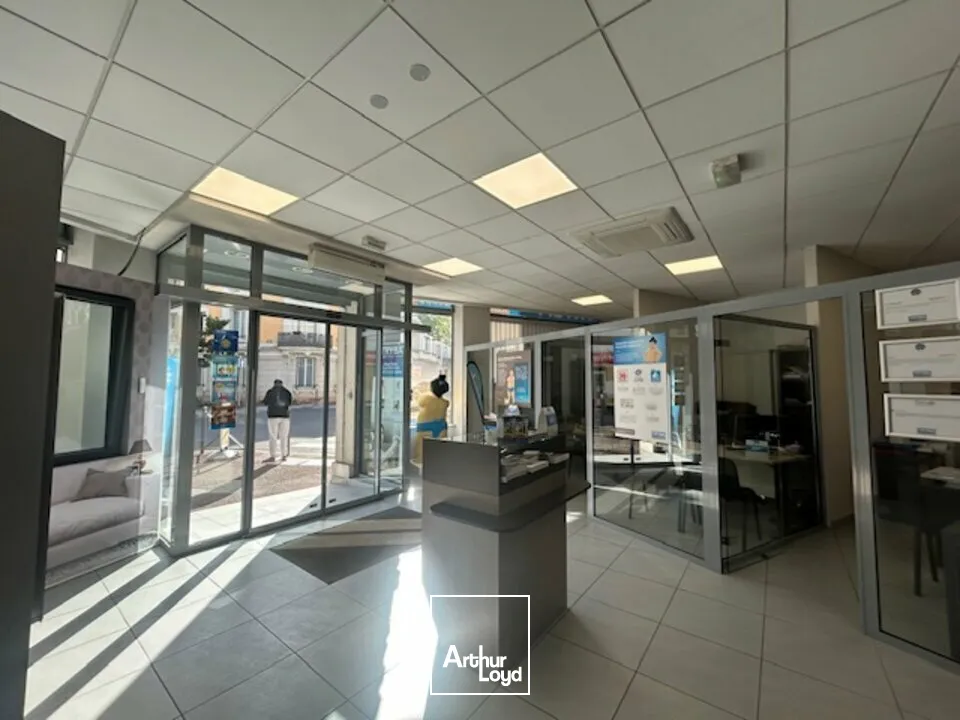 Locaux commerciaux - Location - VICHY - 03200 - 160-160 - 7912970