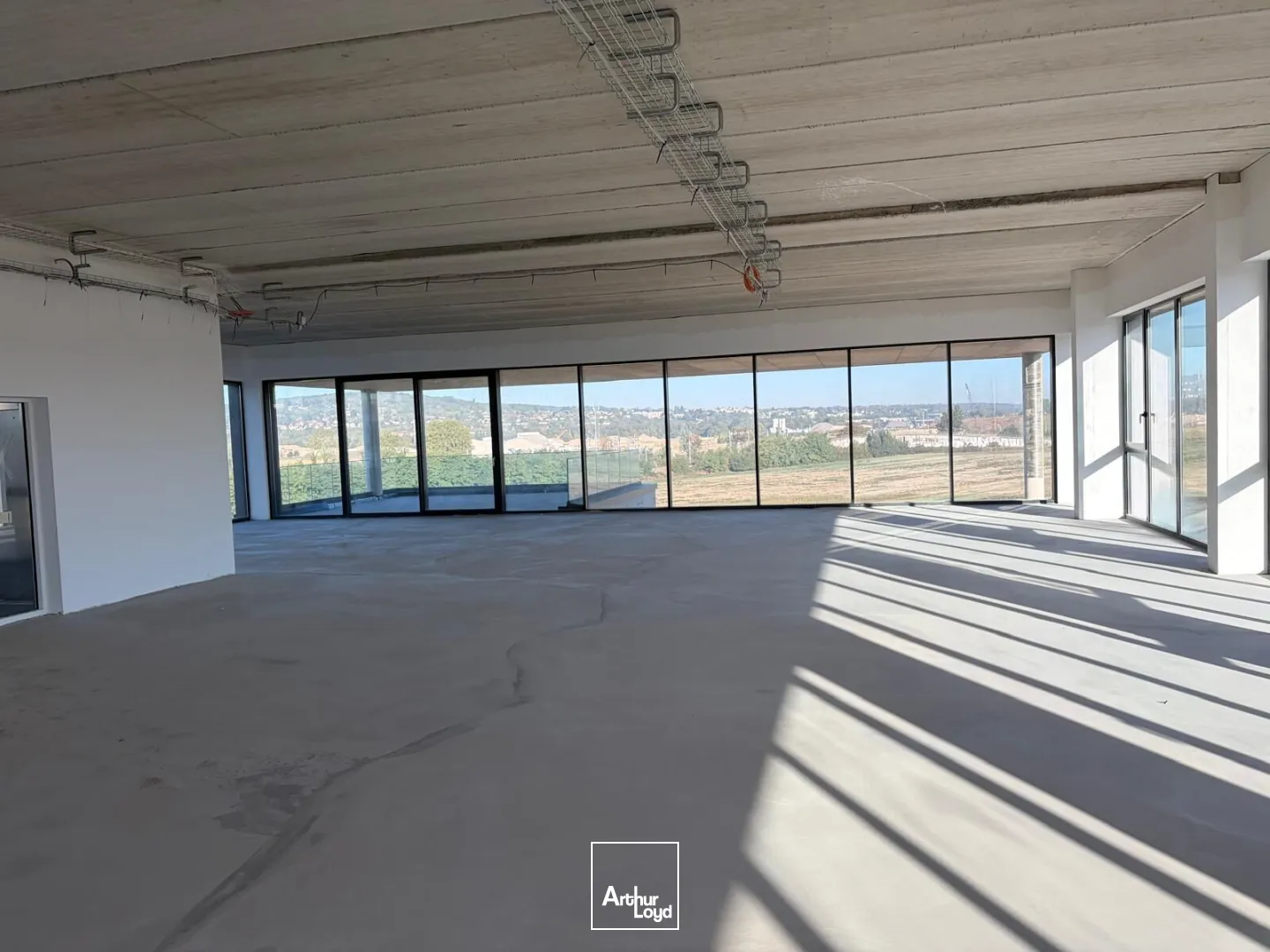 Locaux d'activité & Entrepôts - Location - ACHERES - 78260 - 292-5871 - 7913105