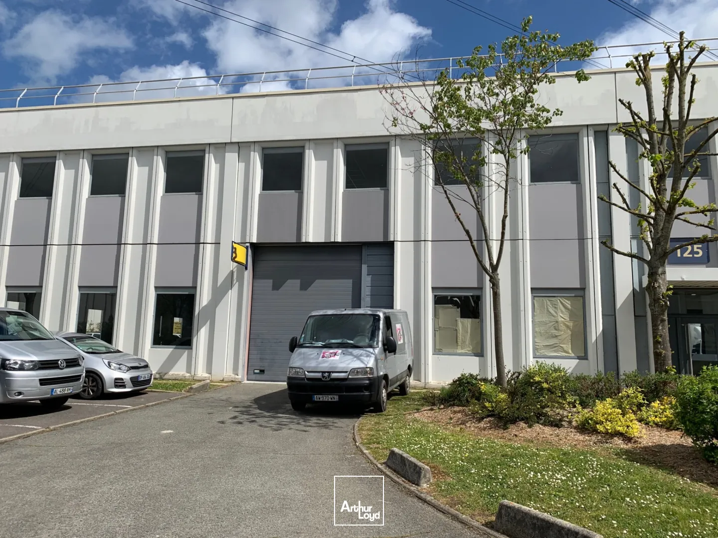 Locaux d'activité & Entrepôts - Location - OSNY - 95520 - 704.8-704.8 - 7913110