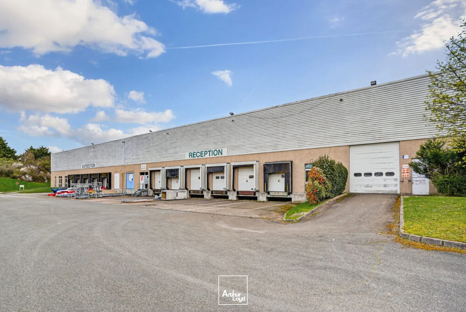 Locaux d'activité & Entrepôts - Location - COIGNIERES - 78310 - 8470-8470 - 7913154