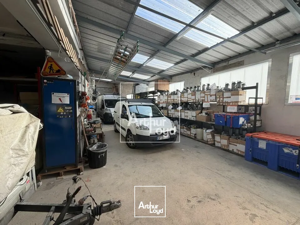 Locaux d'activité & Entrepôts - Location - VERT SAINT DENIS - 77240 - 415-415 - 7914608