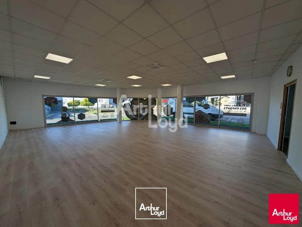 Locaux commerciaux - Location - MONTGERMONT - 35760 - 470-470 - 7914616