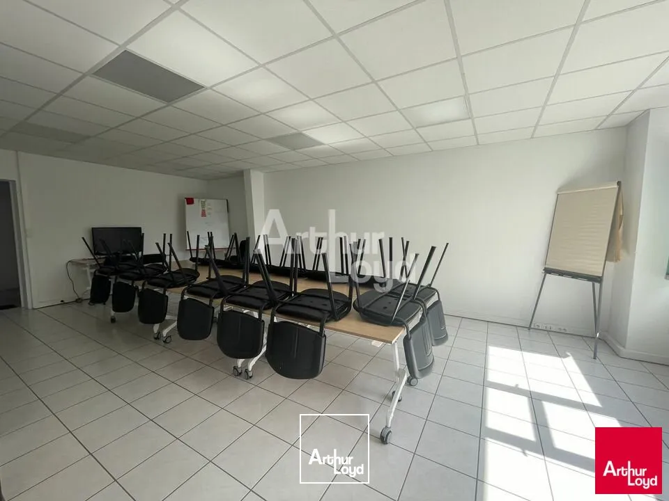 Locaux d'activité & Entrepôts - Location - BOUCHEMAINE - 49080 - 570-570 - 7914631