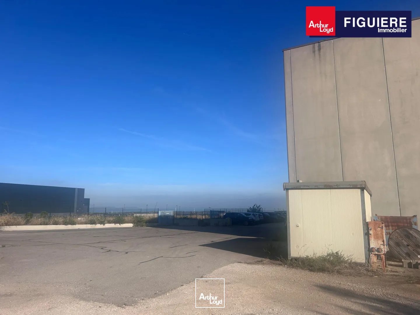 Locaux d'activité & Entrepôts - Location - ENSUES LA REDONNE - 13820 - 3700-3700 - 7914689