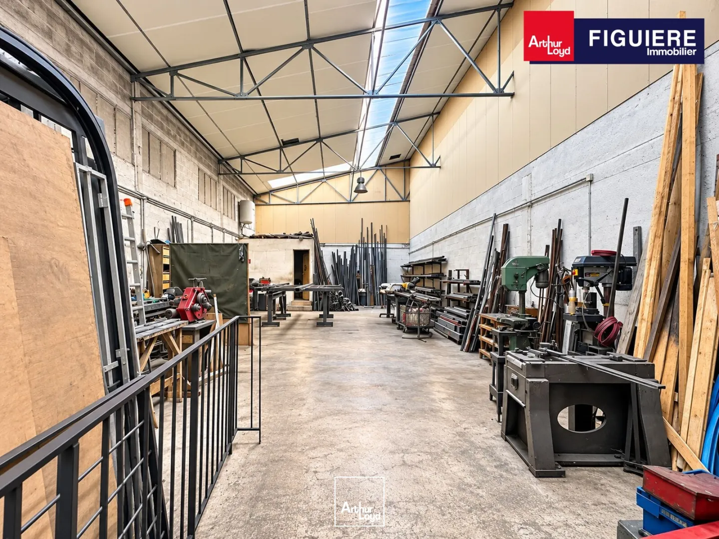 Locaux d'activité & Entrepôts - Location - VENELLES - 13770 - 170-170 - 7914700