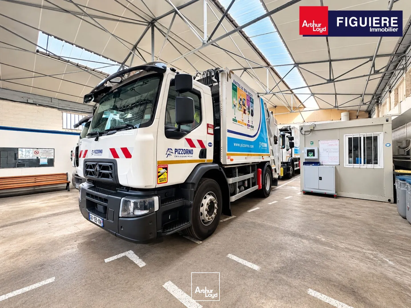 Locaux d'activité & Entrepôts - Location - VENELLES - 13770 - 330-330 - 7914691