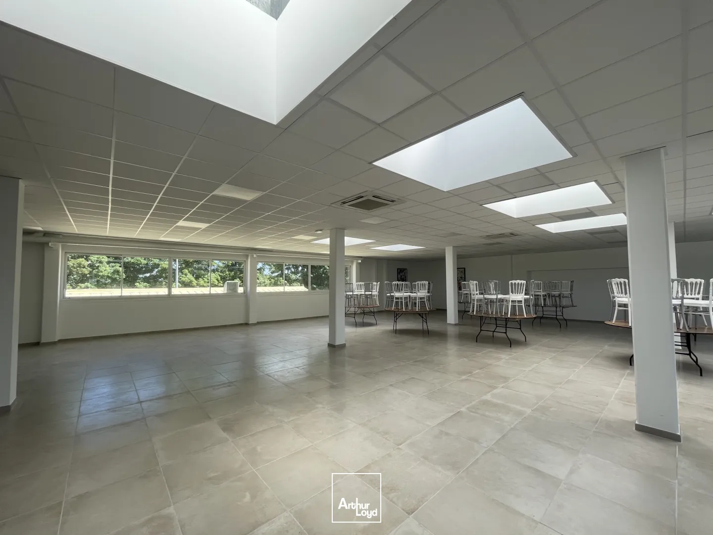 Bureaux - Vente - BRESLES - 60510 - 1620-1620 - 7914850