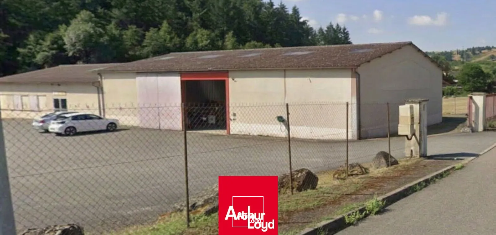 Locaux d'activité & Entrepôts - Location - AMPLEPUIS - 69550 - 300-300 - 7914912