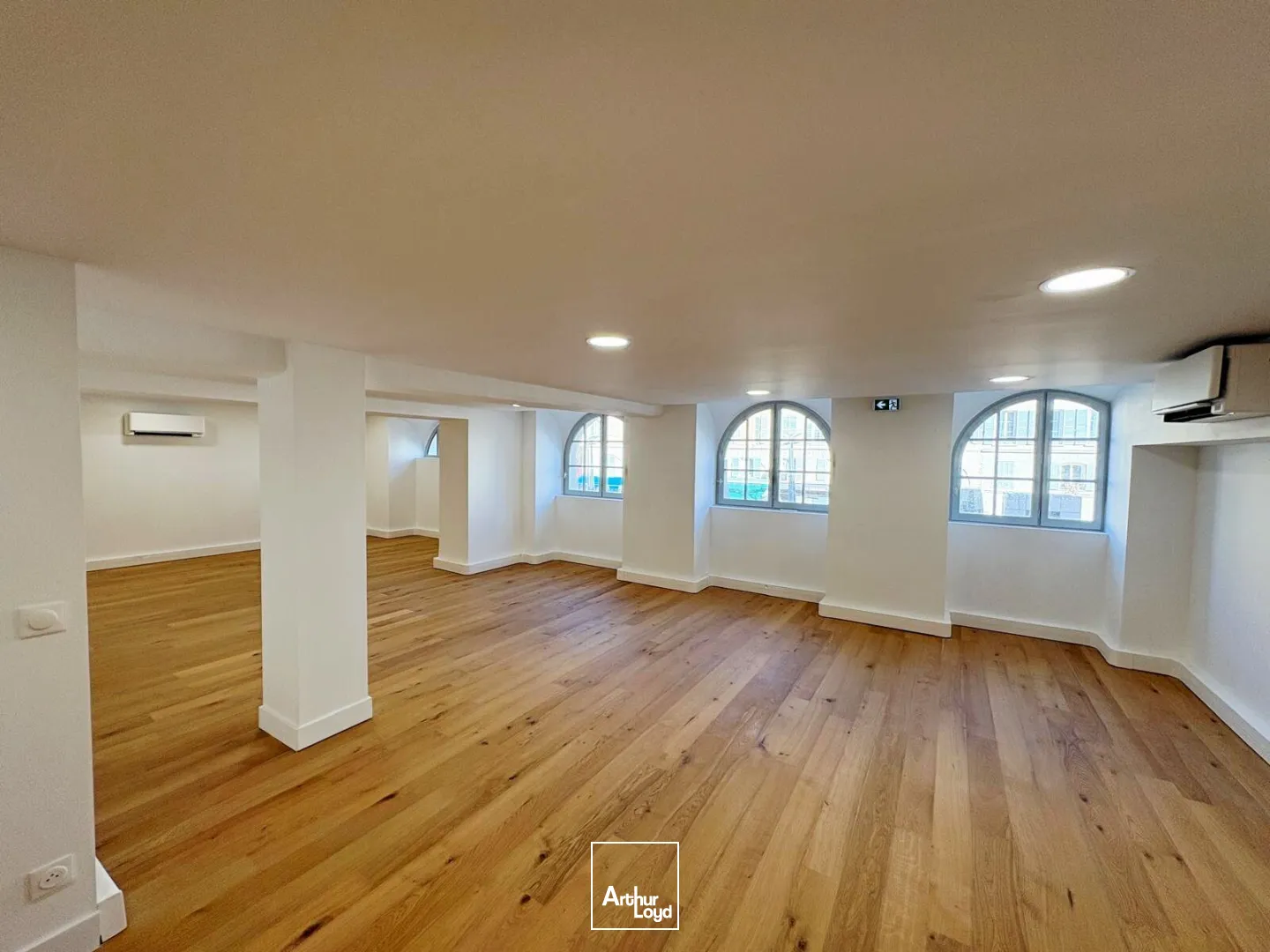 Bureaux - Vente - MARSEILLE - 13001 - 100.68-100.68 - 7915038