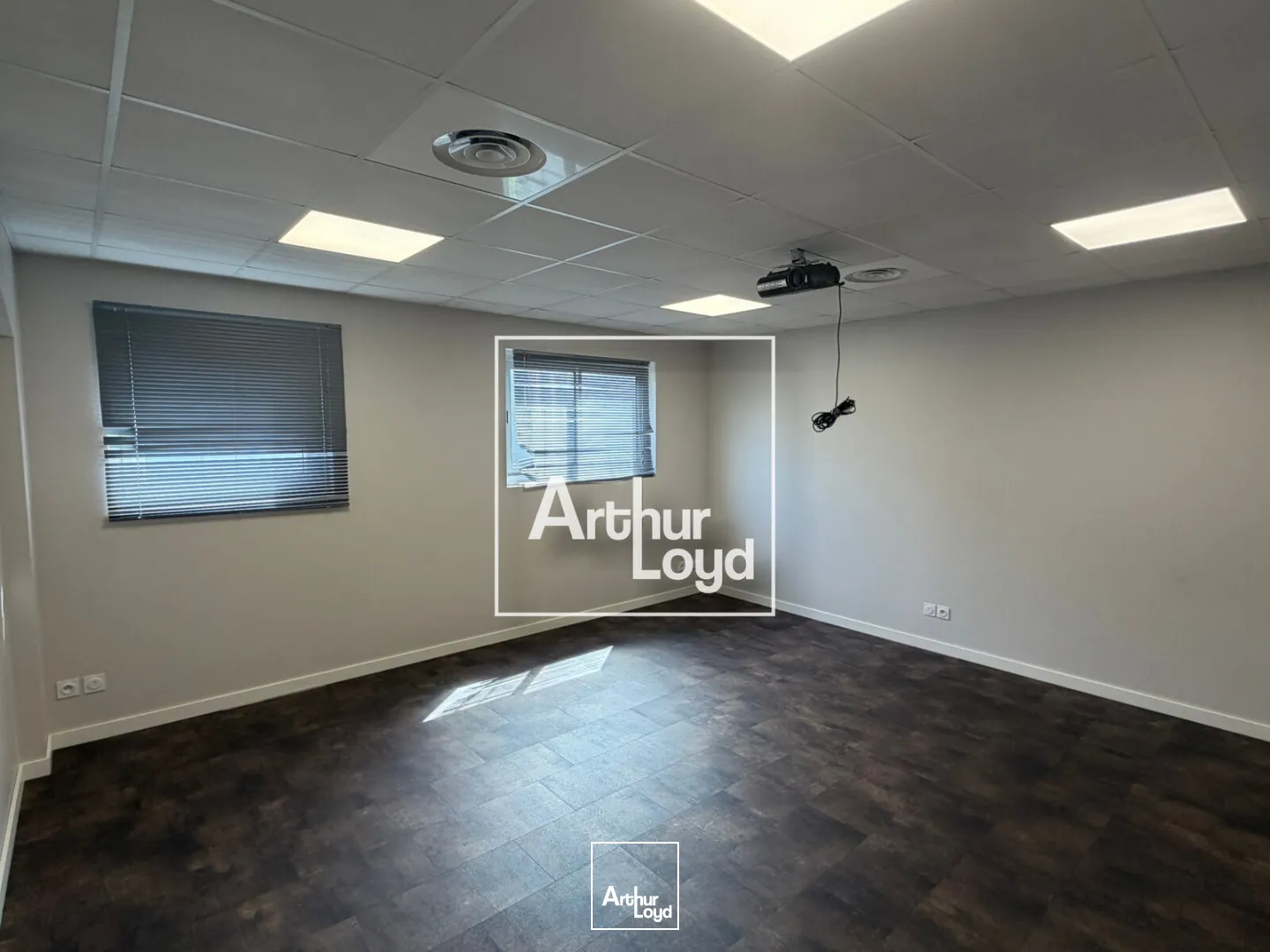 Locaux d'activité & Entrepôts - Location - TOULOUSE - 31200 - 710-710 - 7915233