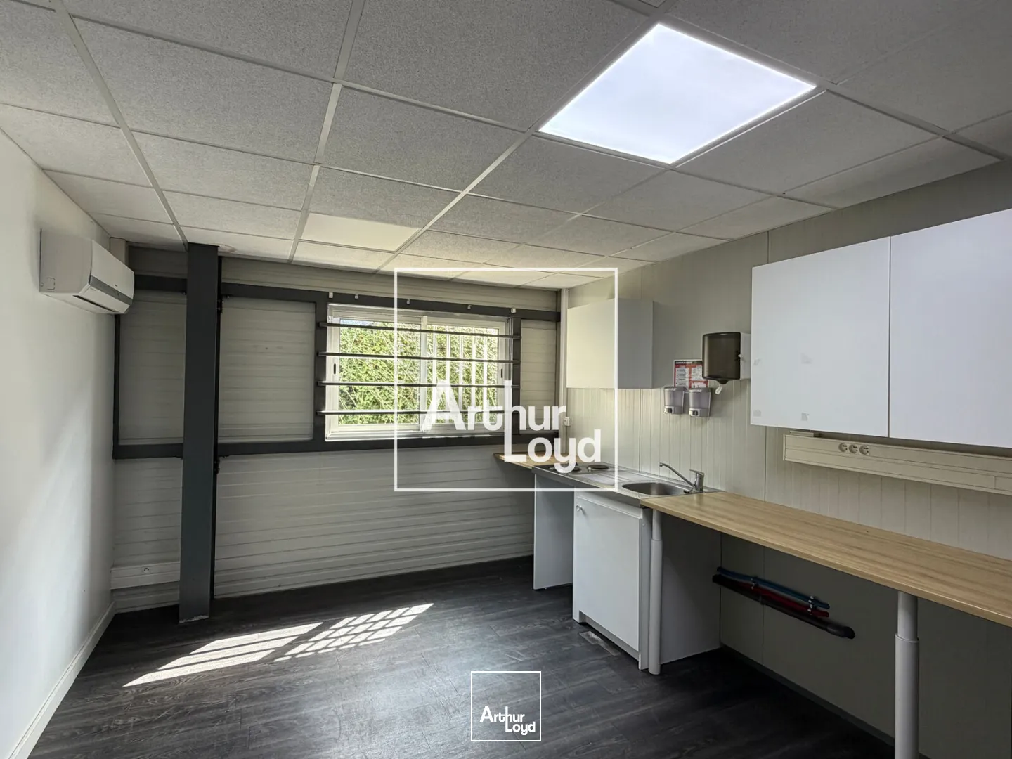 Locaux d'activité & Entrepôts - Location - TOULOUSE - 31200 - 710-710 - 7915231