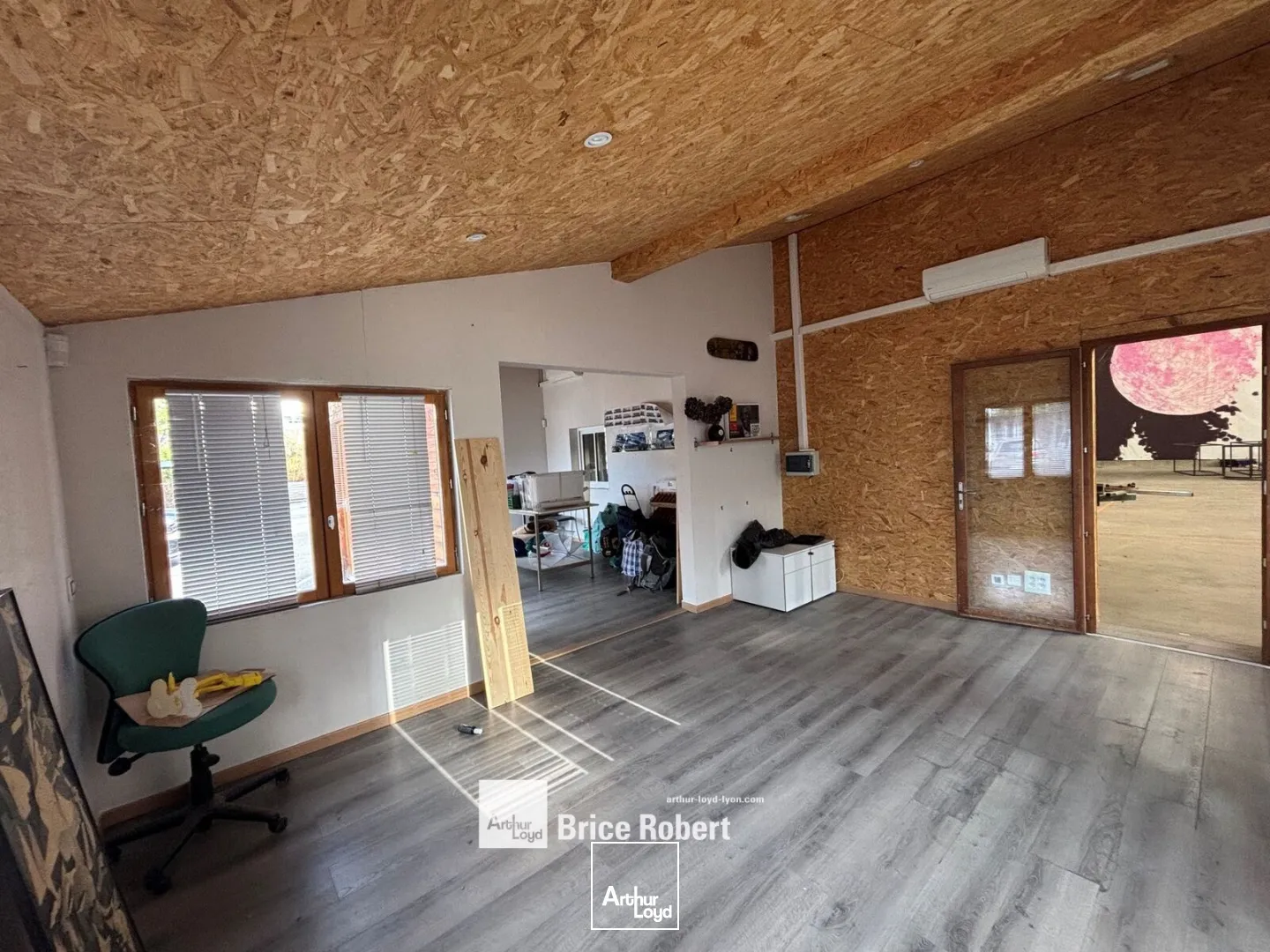Locaux d'activité & Entrepôts - Vente - CHAPONOST - 69630 - 1300-1300 - 7915412