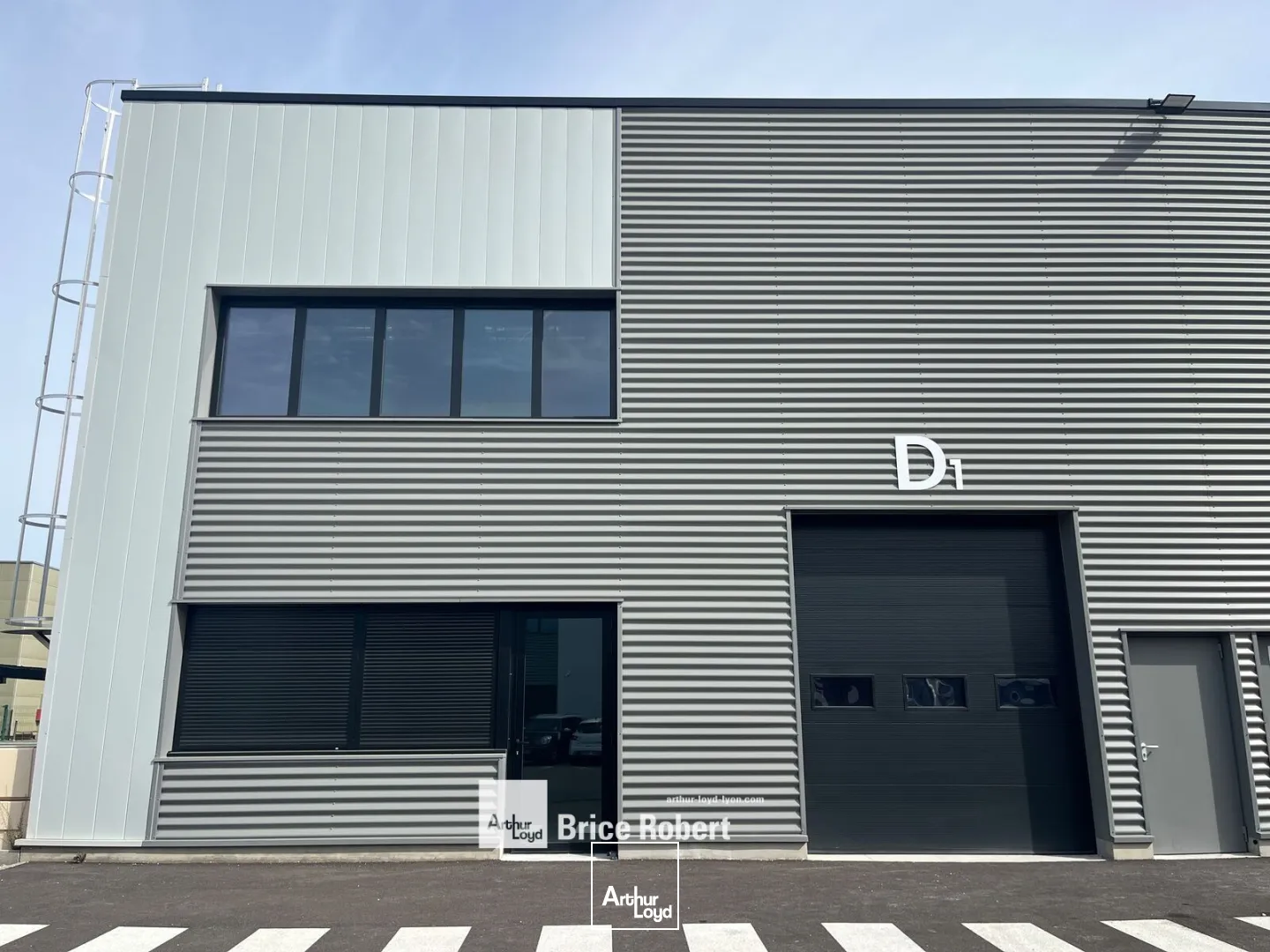 Locaux d'activité & Entrepôts - Location - OULLINS-PIERRE-BÉNITE - 69310 - 323-323 - 7915424