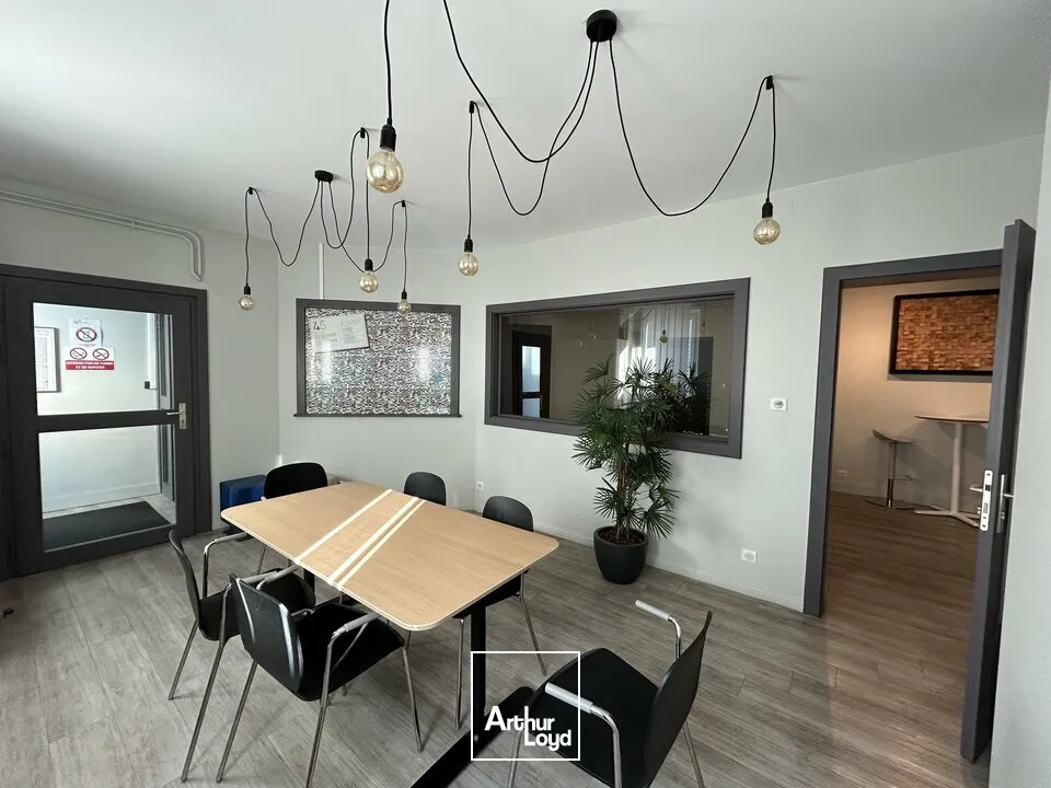 Bureaux - Location - JOUY AUX ARCHES - 57130 - 79.87-79.87 - 7915611