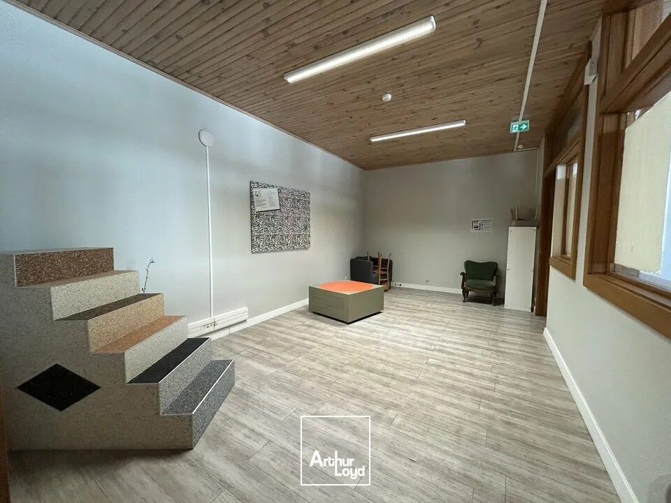 Bureaux - Location - JOUY AUX ARCHES - 57130 - 79.87-79.87 - 7915614