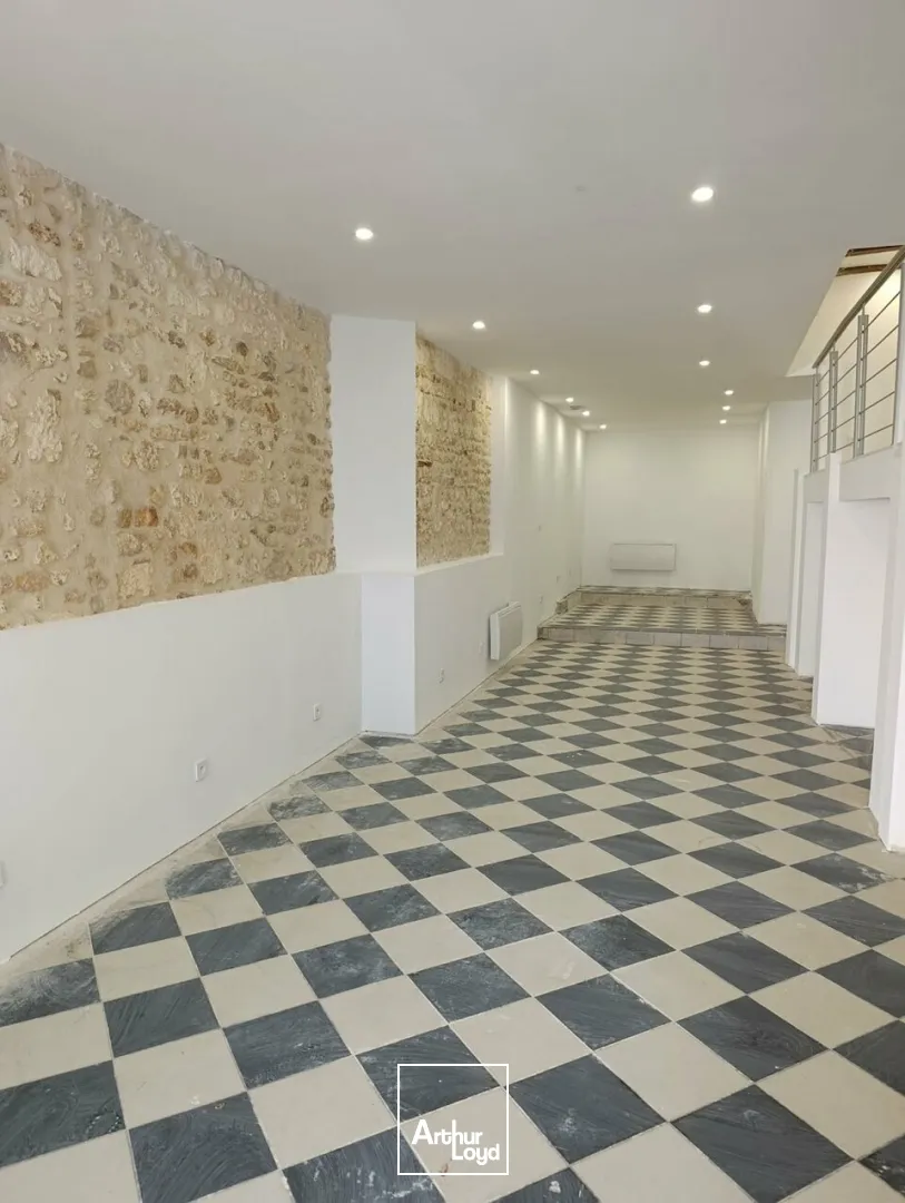 Locaux commerciaux - Location - BOURGES - 18000 - 80-80 - 7915744