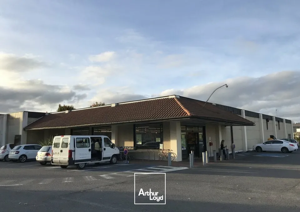 Locaux commerciaux - Location - BOURGES - 18000 - 1070-1070 - 7915746