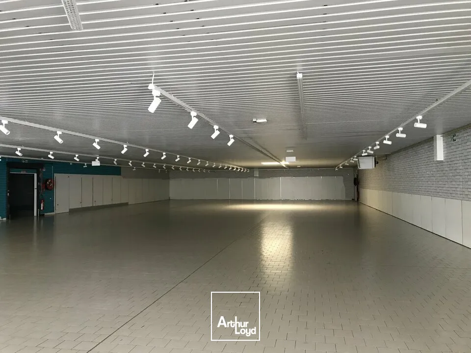 Locaux commerciaux - Location - BOURGES - 18000 - 1070-1070 - 7915747