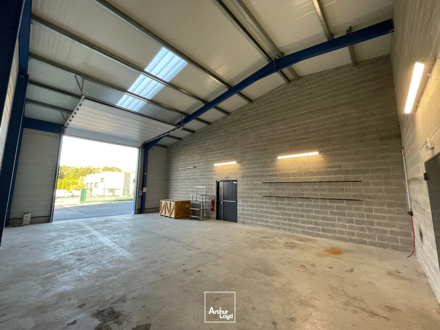 Locaux d'activité & Entrepôts - Vente - RESSONS SUR MATZ - 60490 - 483.5-483.5 - 7915849