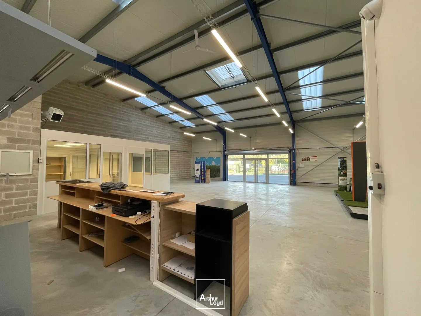 Locaux commerciaux - Location - RESSONS SUR MATZ - 60490 - 300-300 - 7915860