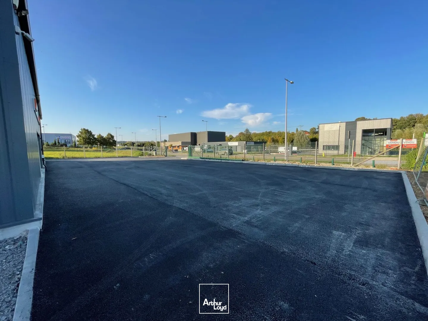 Locaux commerciaux - Location - RESSONS SUR MATZ - 60490 - 300-300 - 7915858