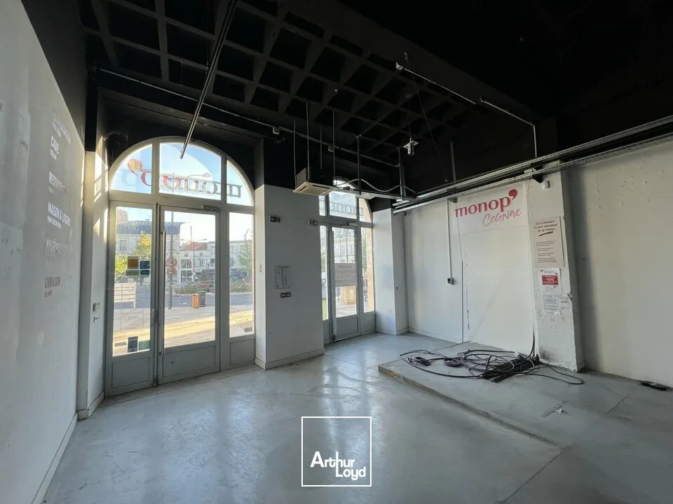 Locaux commerciaux - Location - COGNAC - 16100 - 529-529 - 7916057