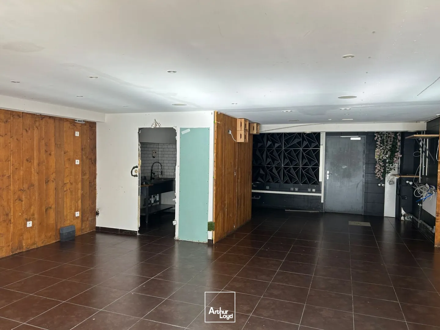Locaux commerciaux - Location - NANTES - 44300 - 91.97-91.97 - 7916106
