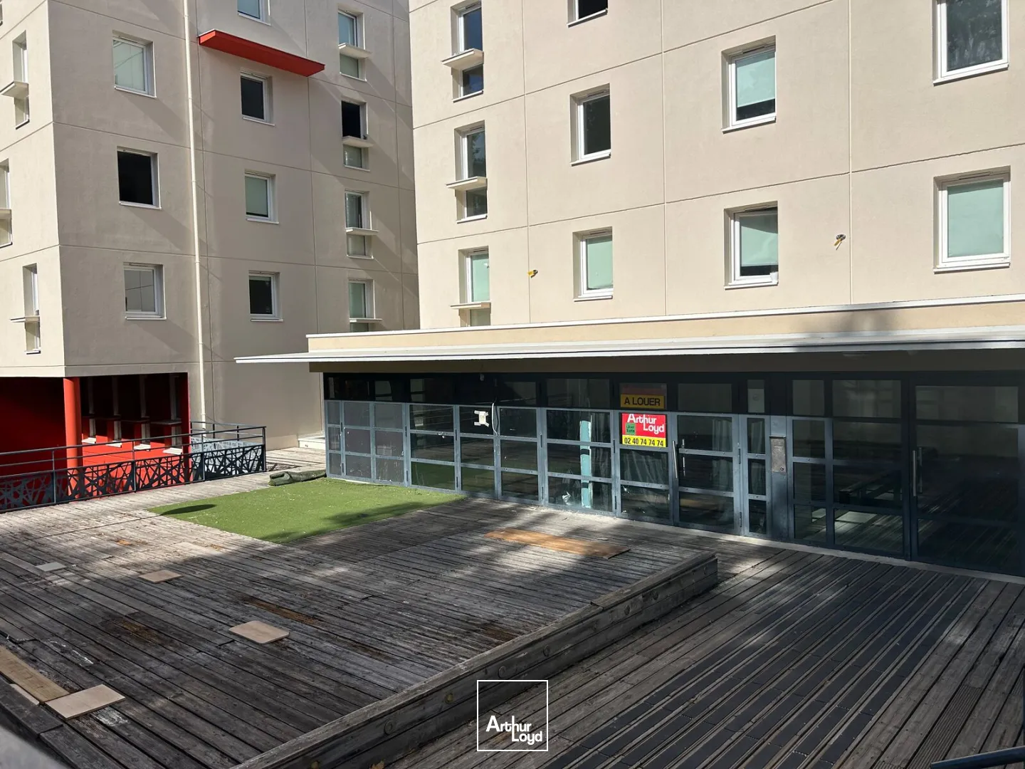 Locaux commerciaux - Location - NANTES - 44300 - 91.97-91.97 - 7916100