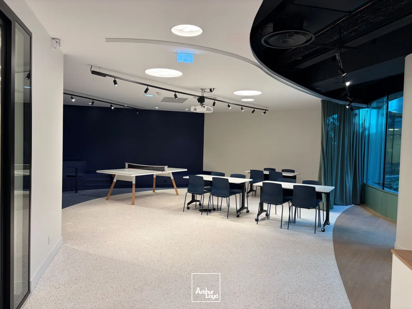 Bureaux - Location - ISSY LES MOULINEAUX - 92130 - 787-3541 - 7916197