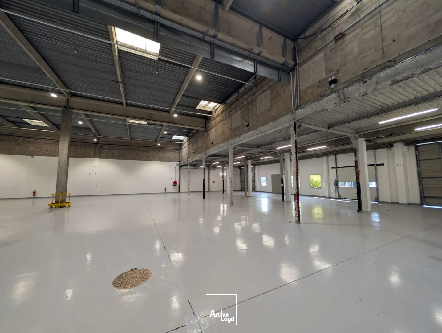 Locaux d'activité & Entrepôts - Location - GENNEVILLIERS - 92230 - 2608-2608 - 7916250