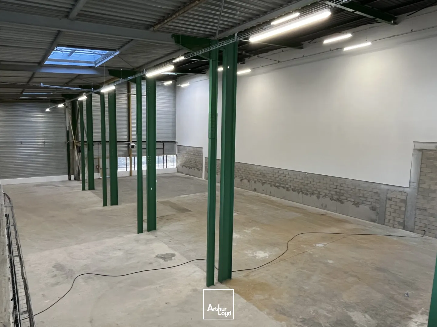 Locaux d'activité & Entrepôts - Location - VILLENEUVE LA GARENNE - 92390 - 969-969 - 7916345