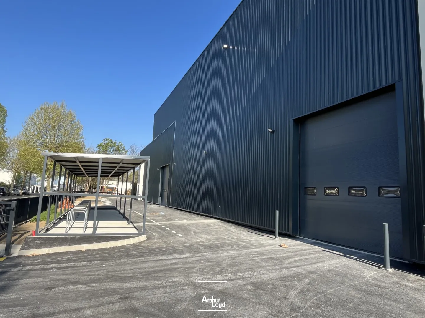 Locaux d'activité & Entrepôts - Location - VILLENEUVE LA GARENNE - 92390 - 969-969 - 7916341