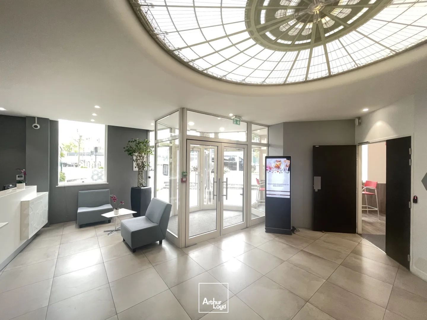 Bureaux - Location - COURBEVOIE - 92400 - 100-1272 - 7916409